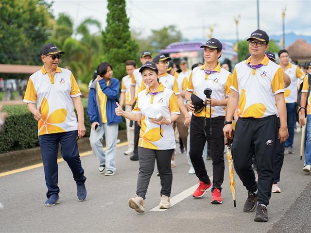ศูนย์สิ่งแวดล้อมและการจัดการที่ยั่งยืน มหาวิทยาลัยพะเยา ร่วมประเพณีเดินขึ้น ม. ประจำปี 2568