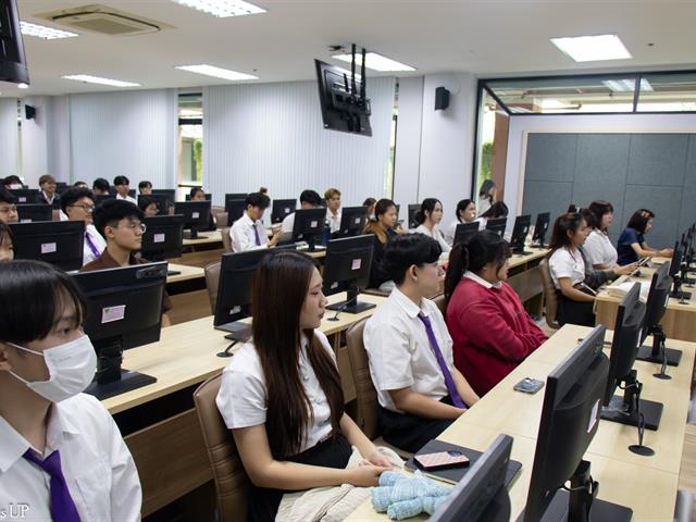 คณะศิลปศาสตร์ให้การต้อนรับโรงแรมอนันตราเชียงใหม่รีสอร์ท เพื่อประชาสัมพันธ์การเปิดรับสมัครนักศึกษาฝึกงาน