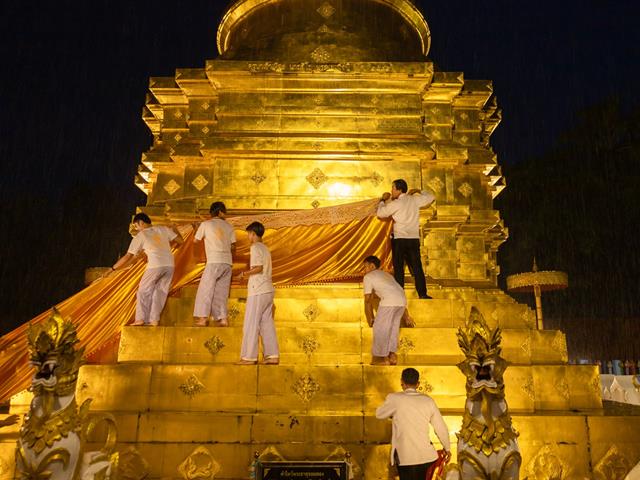 คณะศิลปศาสตร์ เข้าร่วมโครงการ “ประเพณีแห่ผ้าห่มพระธาตุจอมทอง ครั้งที่ ๑๐”