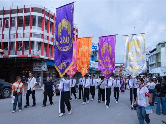 คณะศิลปศาสตร์ เข้าร่วมโครงการ “ประเพณีแห่ผ้าห่มพระธาตุจอมทอง ครั้งที่ ๑๐”