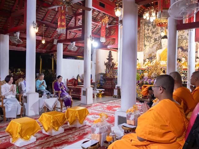 คณะศิลปศาสตร์ เข้าร่วมโครงการ “ประเพณีแห่ผ้าห่มพระธาตุจอมทอง ครั้งที่ ๑๐”
