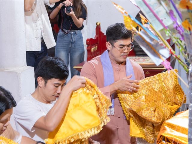 คณะศิลปศาสตร์ เข้าร่วมโครงการ “ประเพณีแห่ผ้าห่มพระธาตุจอมทอง ครั้งที่ ๑๐”