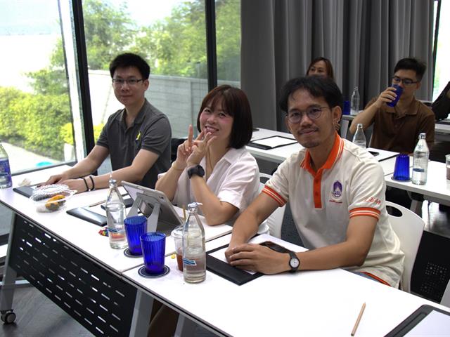 ฝ่ายวิจัย คณะศิลปศาสตร์ จัดเวทีแลกเปลี่ยนเรียนรู้ “แบ่งปันประสบการณ์การวิจัย เพื่อสร้างแรงบันดาลใจ ขยายเครือข่าย และยกระดับคุณภาพผลงานวิจัย”