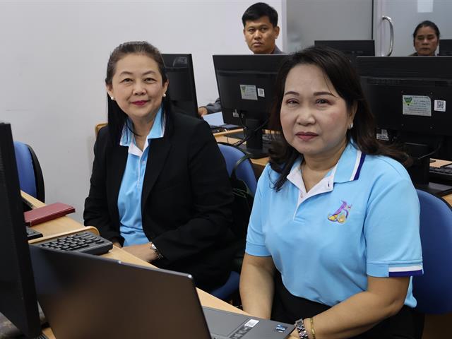 วิทยาลัยการจัดการ มหาวิทยาลัยพะเยา จัดอบรม การอบรมพัฒนาศักยภาพเพื่อเพิ่มทักษะการใช้ประโยชน์ AI Class เครื่องมือ AI เพื่อการทำงานยุคใหม่