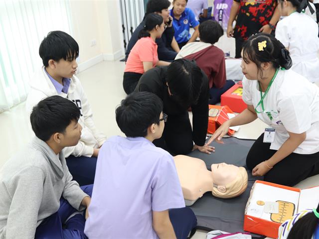 โรงเรียนสาธิตมหาวิทยาลัยพะเยา 