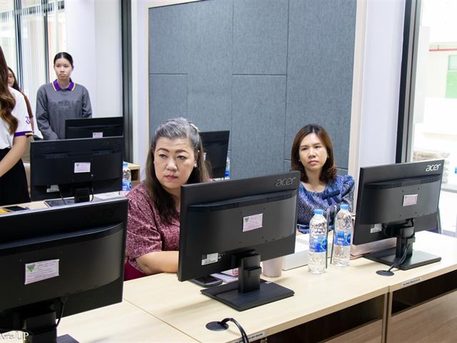 คณะศิลปศาสตร์จัดกิจกรรม “นักเขียนพบนักอ่านบนเส้นทางวรรณกรรมวิจารณ์” ครั้งที่ 2