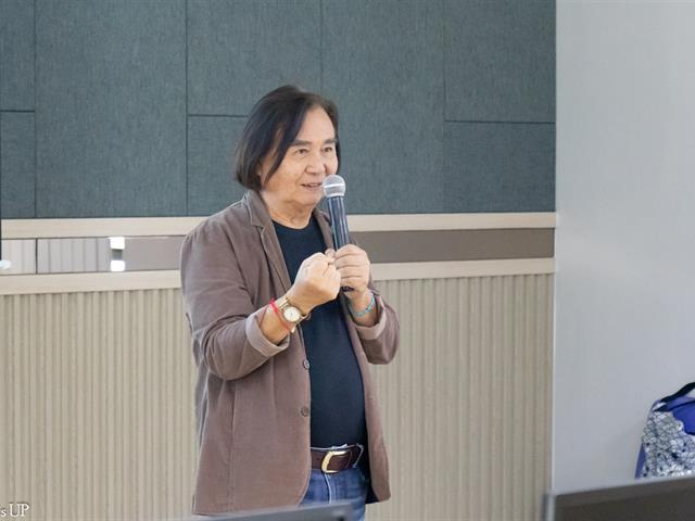คณะศิลปศาสตร์จัดกิจกรรม “นักเขียนพบนักอ่านบนเส้นทางวรรณกรรมวิจารณ์” ครั้งที่ 2