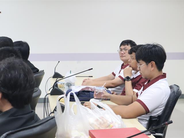 สสท 68 (3).JPG