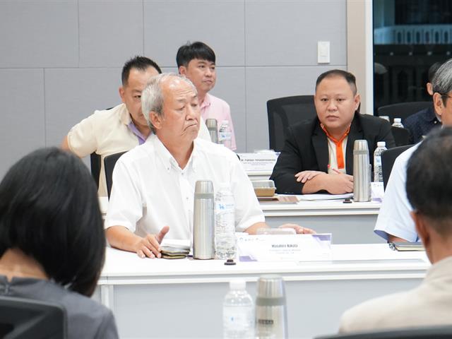 UPCC-680903A-0011.jpg