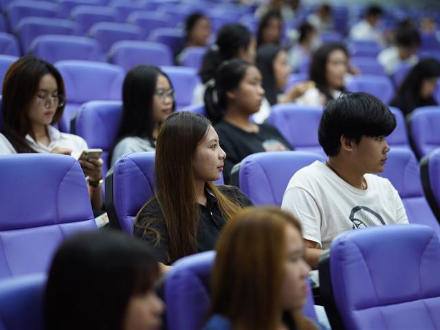 การใช้ AI เบื้องต้น