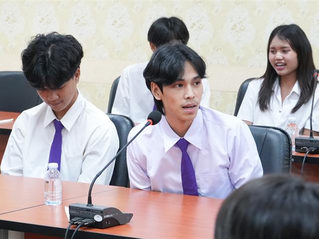 อธิการบดี ม.พะเยา ร่วมแสดงความยินดีกับนิสิตคณะวิศวกรรมศาสตร์ ที่สร้างชื่อเสียงจากผลงานโดดเด่นระดับประเทศ