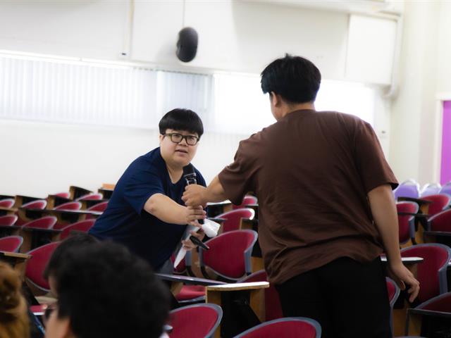 คณะบริหารธุรกิจและนิเทศศาสตร์  