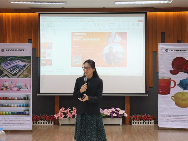 Le Creuset M (1).JPG