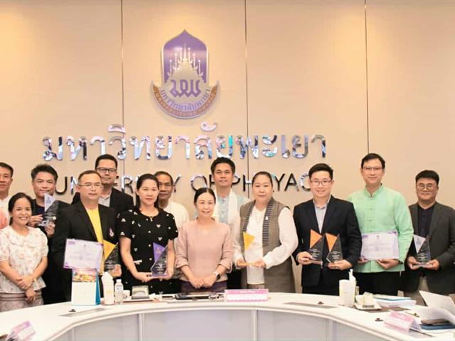 Asst. Prof. Dr. Khomkrit Tachom Receives Gold Award  from the Learning Space for SDGs Program