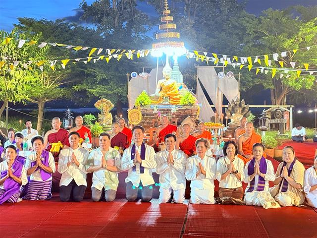 LINE_ALBUM_Grand moment  ขอพรหลวงพ่อศิลา 71068_251008_74.jpg