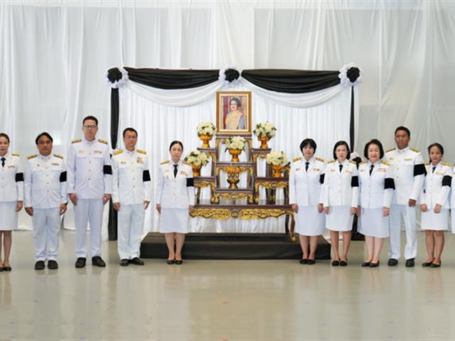 สมเด็จพระนางเจ้าสิริกิติ์ พระบรมราชินีนาถ พระบรมราชชนนีพันปีหลวง 