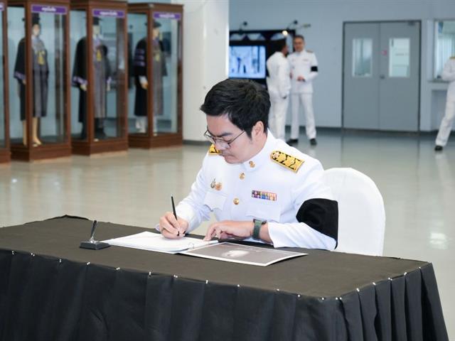 สมเด็จพระนางเจ้าสิริกิติ์ พระบรมราชินีนาถ พระบรมราชชนนีพันปีหลวง 