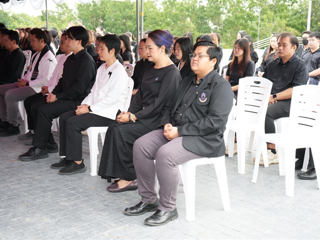 ม.พะเยา จัดพิธีตักบาตรถวายเป็นพระราชกุศล แด่สมเด็จพระพันปีหลวง