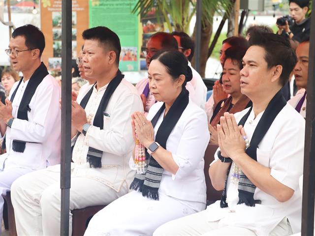 คณะรัฐศาสตร์และสังคมศาสตร์ 