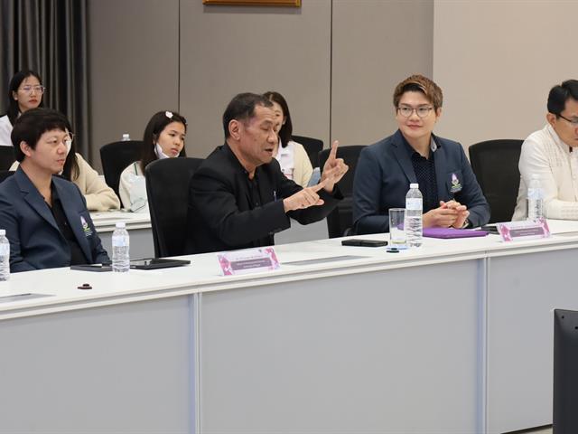 วิจัยและนวัตกรรมพัฒนาเศรษฐกิจสังคม และชุมชน เน้นการผลิตงานวิจัยที่มีคุณภาพและนวัตกรรมที่ตอบโจทย์การพัฒนาพื้นที่และสังคม สร้างมูลค่าเพิ่มทางเศรษฐกิจและยกระดับคุณภาพชีวิตของประชาชนในทุกระดับ