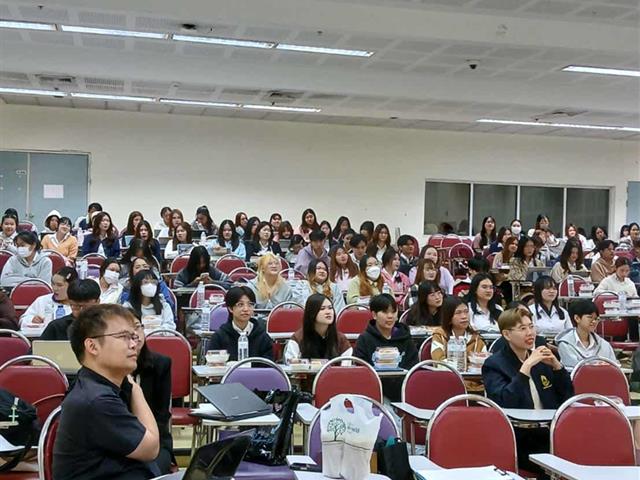 สาขาวิชาภาษาจีน คณะศิลปศาสตร์ จัดโครงการภาษาจีนเพื่อวิชาชีพ ประจำปีงบประมาณ 2569 หัวข้อ “กลยุทธ์การล่ามภาษาจีนในสถานการณ์ทางวิชาชีพ” เพื่อยกระดับทักษะการทำงานในบริบทสากล