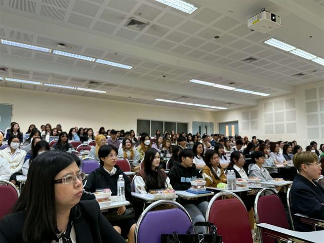 สาขาวิชาภาษาจีน คณะศิลปศาสตร์ จัดโครงการภาษาจีนเพื่อวิชาชีพ ประจำปีงบประมาณ 2569 หัวข้อ “กลยุทธ์การล่ามภาษาจีนในสถานการณ์ทางวิชาชีพ” เพื่อยกระดับทักษะการทำงานในบริบทสากล
