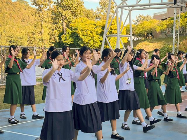 โรงเรียนสาธฺตมหาวิทยาลัยพะเยา