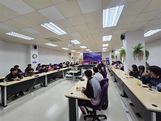 ต้อนรับคณะครูและนักศึกษา ปวช. วิทยาลัยเทคโนโลยีพะเยา