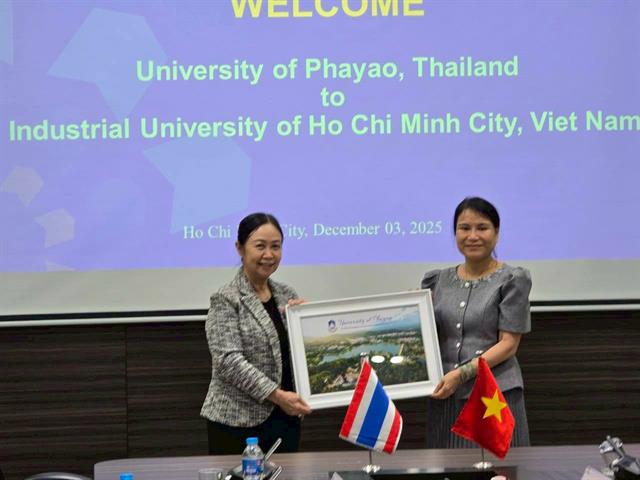 อธิการบดี มหาวิทยาลัยนพะเยา การทำวิจัย 
