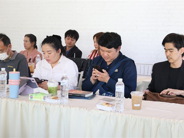 คณะรัฐศาสตร์และสังคมศาสตร์ 