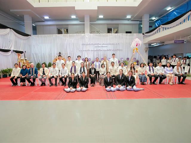 คณะทันตแพทยศาสตร์ มหาวิทยาลัยพะเยา เข้าร่วมพิธีทำบุญเนื่องในโอกาสวันขึ้นปีใหม่ พุทธศักราช 2569 และการเฉลิมฉลองครบรอบ 16 ปี แห่งการสถาปนามหาวิทยาลัยพะเยา