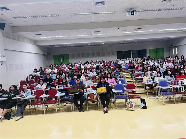 คณะศิลปศาสตร์จัดโครงการส่งเสริมการเรียนรู้ภาษาจีนผ่านสื่อเทคโนโลยีสารสนเทศจีน