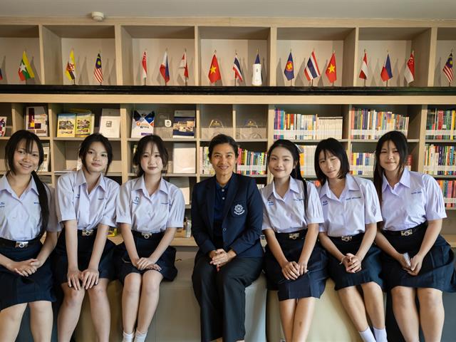 คณะศิลปศาสตร์ร่วมต้อนรับผู้แทนจากสถานเอกอัครราชทูตฝรั่งเศส โครงการเสริมสร้างความร่วมมือด้านวัฒนธรรมและภาษา