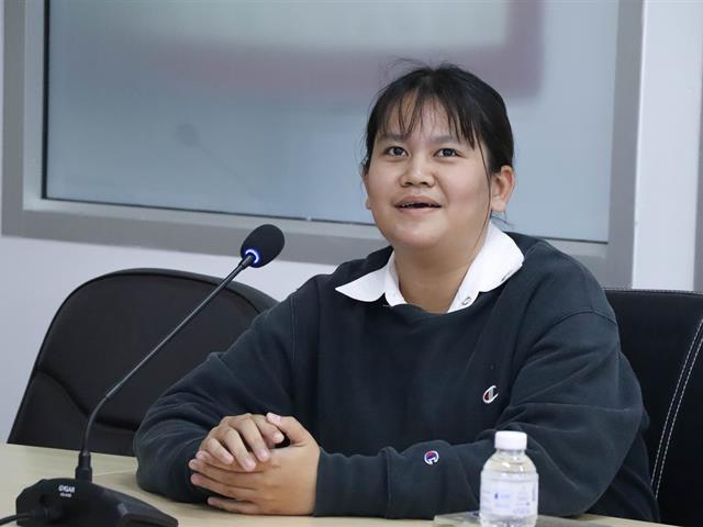 คณะรัฐศาสตร์และสังคมศาสตร์ 