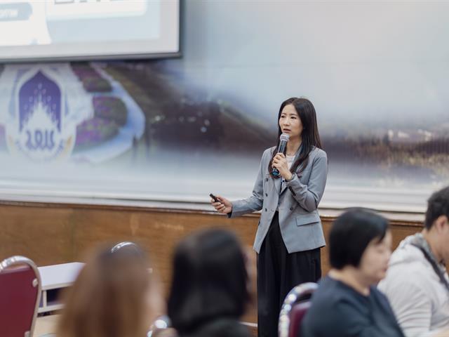 ระหว่างวันที่ 19 – 20 กุมภาพันธ์ 2569 มหาวิทยาลัยพะเยา จัดโครงการอบรมเชิงปฏิบัติการ “เรื่องความปลอดภัยทางชีวภาพ (Biosafety) และการรักษาความปลอดภัยทางชีวภาพ (Biosecurity)”โดยมีผู้เข้าร่วมโครงการจำนวนรวม 129 คน