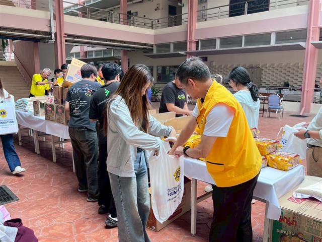 LINE_ALBUM_ค่ายอาสา(บ้านแม่นาเรือใต้) 7369_260307_75.jpg