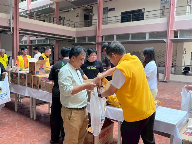 LINE_ALBUM_ค่ายอาสา(บ้านแม่นาเรือใต้) 7369_260307_69.jpg