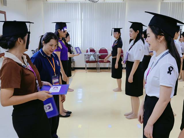 คณะกรรมการดำเนินงานพิธีพระราชทานปริญญาบัตร คณะศิลปศาสตร์ ดำเนินการฝึกซ้อมบัณฑิต เพื่อเตรียมความพร้อมการเข้ารับพระราชทานปริญญาบัตร ประจำปีการศึกษา ๒๕๖๗