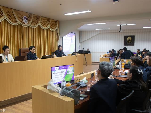 รองคณบดีฝ่ายคุณภาพนิสิตคณะศิลปศาสตร์ ร่วมต้อนรับคณะศึกษาดูงานจากมหาวิทยาลัยพายัพ พร้อมนำเสนอการดำเนินงานของเครือข่ายภายใน “Mental Health Best Practice” คณะศิลปศาสตร์