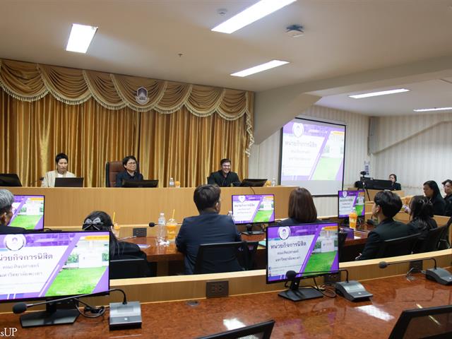 รองคณบดีฝ่ายคุณภาพนิสิตคณะศิลปศาสตร์ ร่วมต้อนรับคณะศึกษาดูงานจากมหาวิทยาลัยพายัพ พร้อมนำเสนอการดำเนินงานของเครือข่ายภายใน “Mental Health Best Practice” คณะศิลปศาสตร์