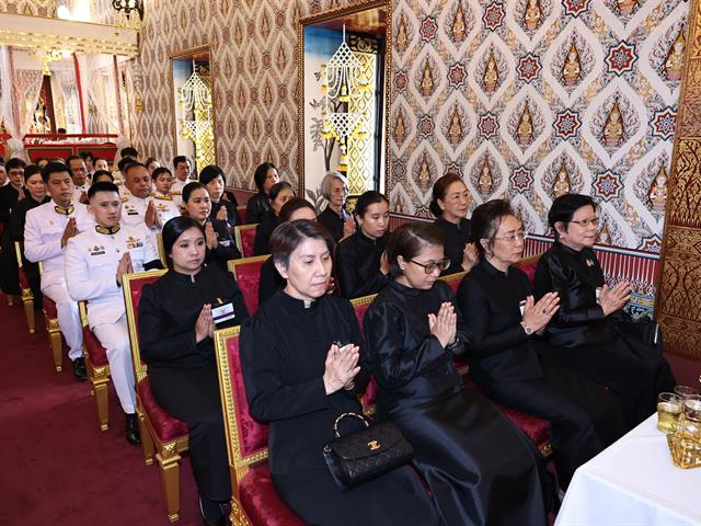 คณะรัฐศาสตร์และสังคมศาสตร์ 