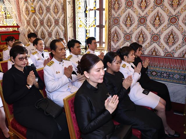 คณะรัฐศาสตร์และสังคมศาสตร์ 