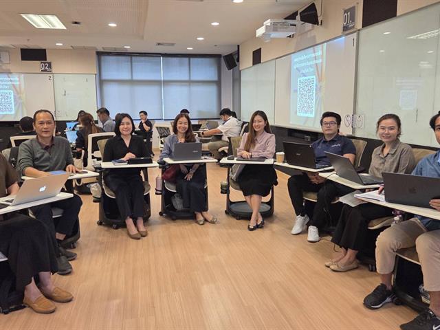 คณะรัฐศาสตร์และสังคมศาสตร์ 