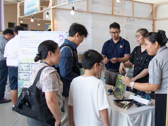คณะศิลปศาสตร์เข้าร่วมจัดบูธนิทรรศการในงานประชุมวิชาการ อนุกรมวิธานและซิสเทมาติคส์ ในประเทศไทย ครั้งที่ 14 (TST14) จัดโดยคณะวิทยาศาสตร์ มหาวิทยาลัยพะเยา