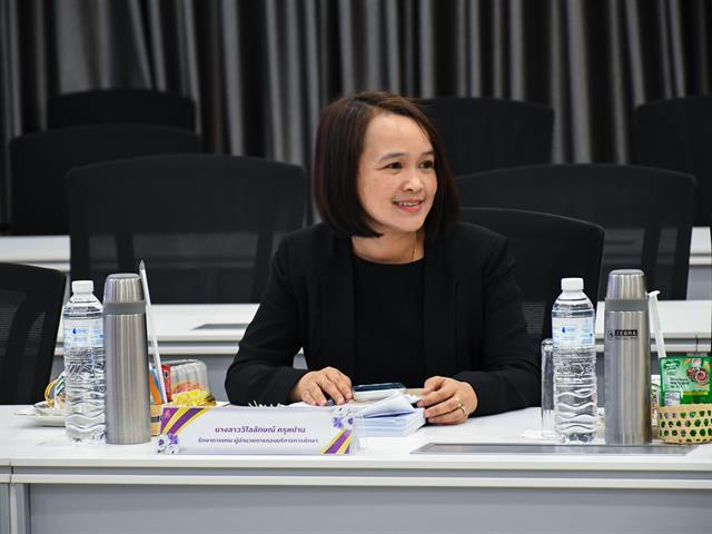 School of Education Conducts Curriculum Revision Aligning with TQF Standards