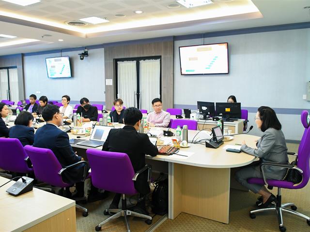 School of Education Conducts Curriculum Revision Aligning with TQF Standards