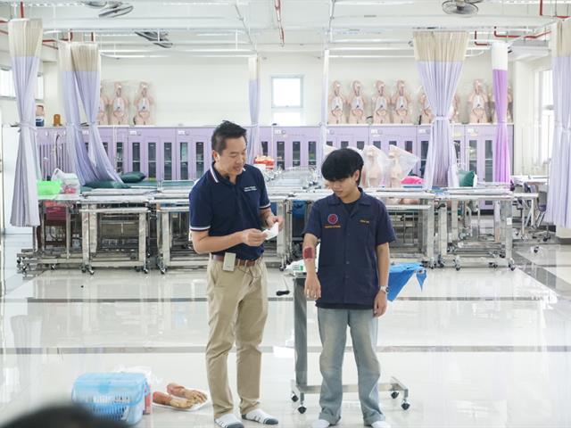 00 ปก ENG-CPR smo 69 (4).jpg