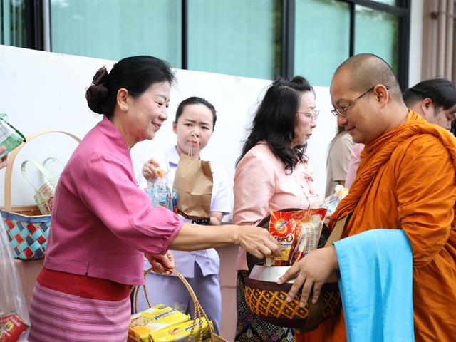 คณะทันตแพทยศาสตร์ มหาวิทยาลัยพะเยา จัดกิจกรรมทำบุญ เนื่องในวันคล้ายวันสถาปนาครบรอบ 14 ปี คณะทันตแพทยศาสตร์ มหาวิทยาลัยพะเยา