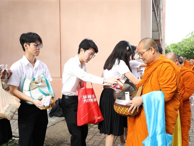 คณะทันตแพทยศาสตร์ มหาวิทยาลัยพะเยา จัดกิจกรรมทำบุญ เนื่องในวันคล้ายวันสถาปนาครบรอบ 14 ปี คณะทันตแพทยศาสตร์ มหาวิทยาลัยพะเยา