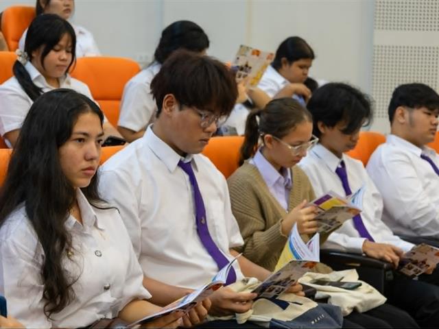 คณะศิลปศาสตร์ มหาวิทยาลัยพะเยา จัดกิจกรรมปฐมนิเทศนิสิต ชั้นปีที่ 1 ประจำปีการศึกษา 2569